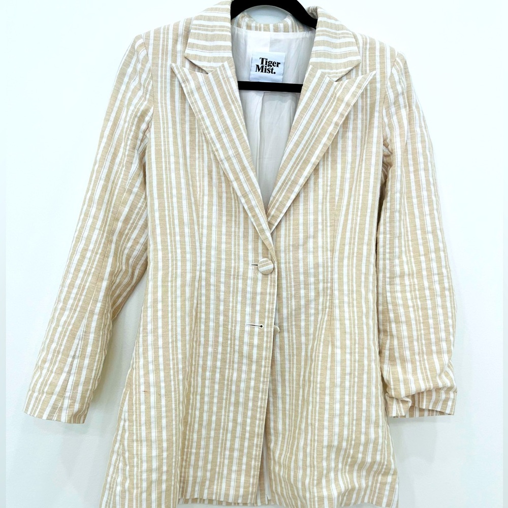 pinstripe blazer white and latte size small